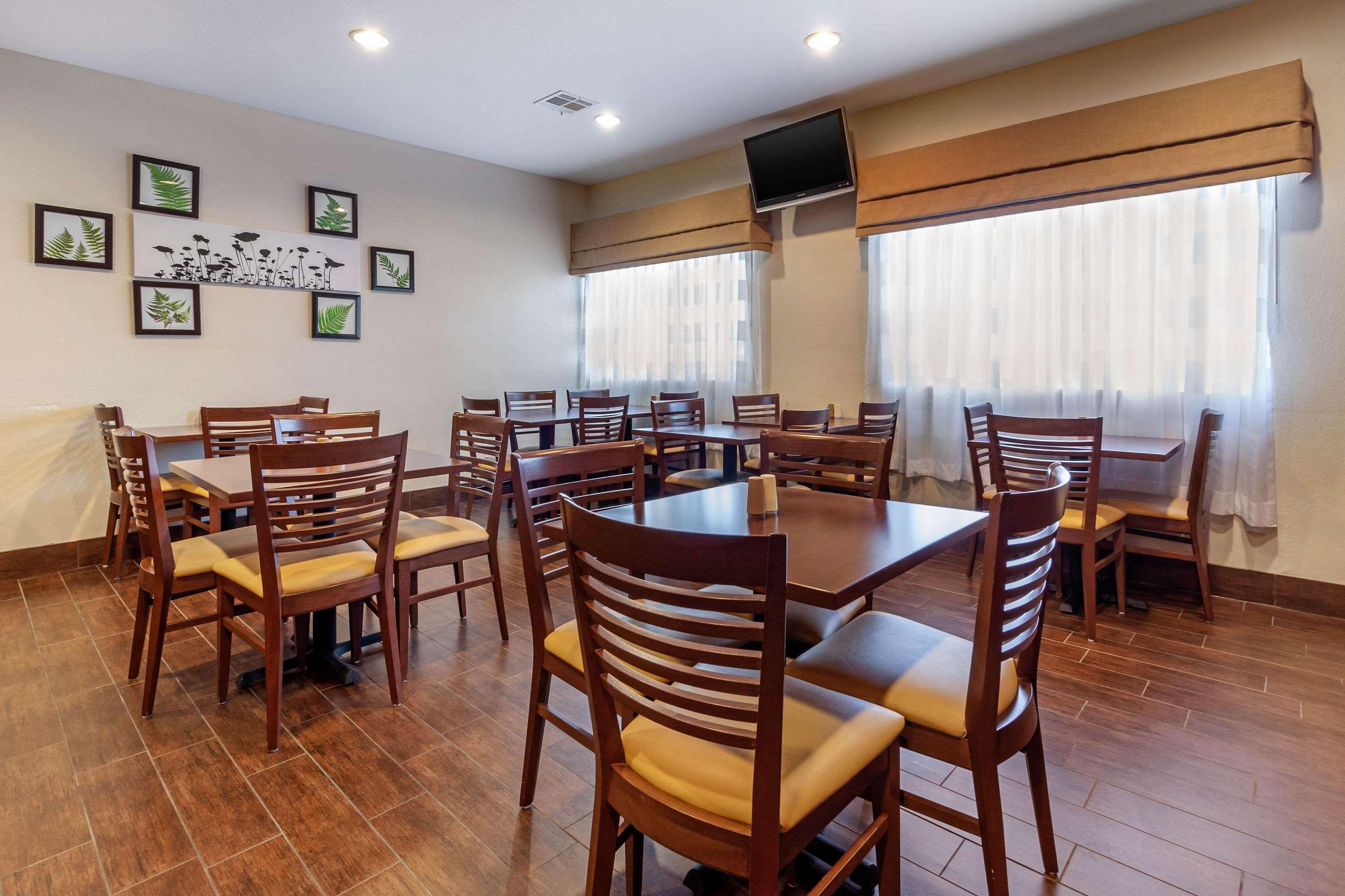Sleep Inn & Suites Hays I-70 Kültér fotó